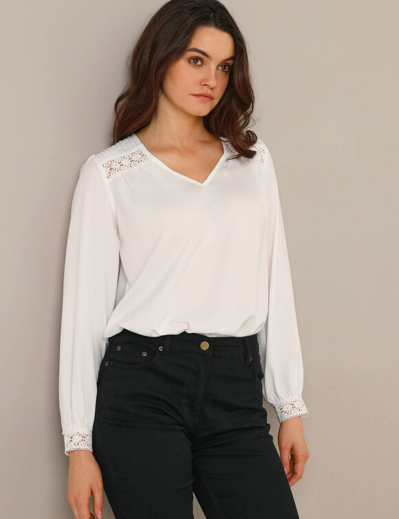 Blouse détails dentelle, crêpe (blanc) Blouse détails dentelle, crêpe (blanc)